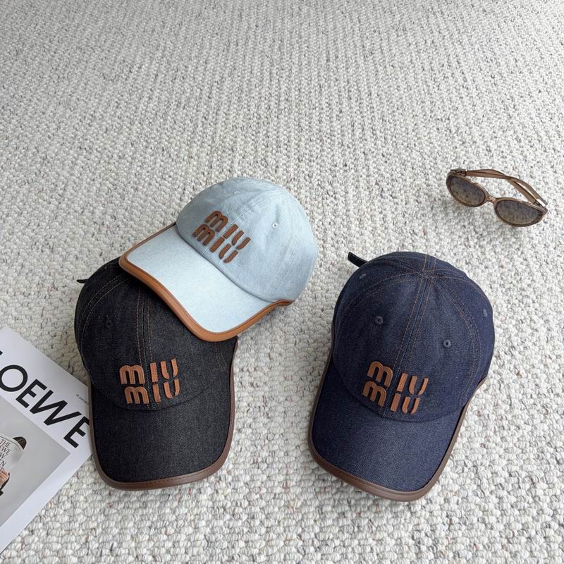 Miumiu cap dx138